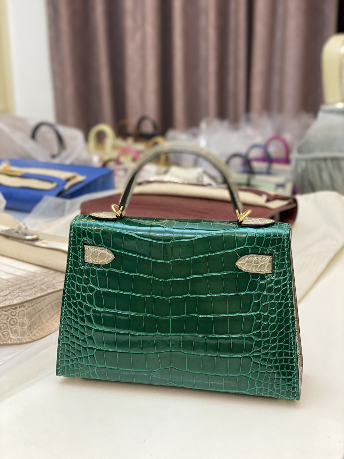 Hermes Kelly Mini II Bag 19CM In Green Grey Shiny Alligator Leather